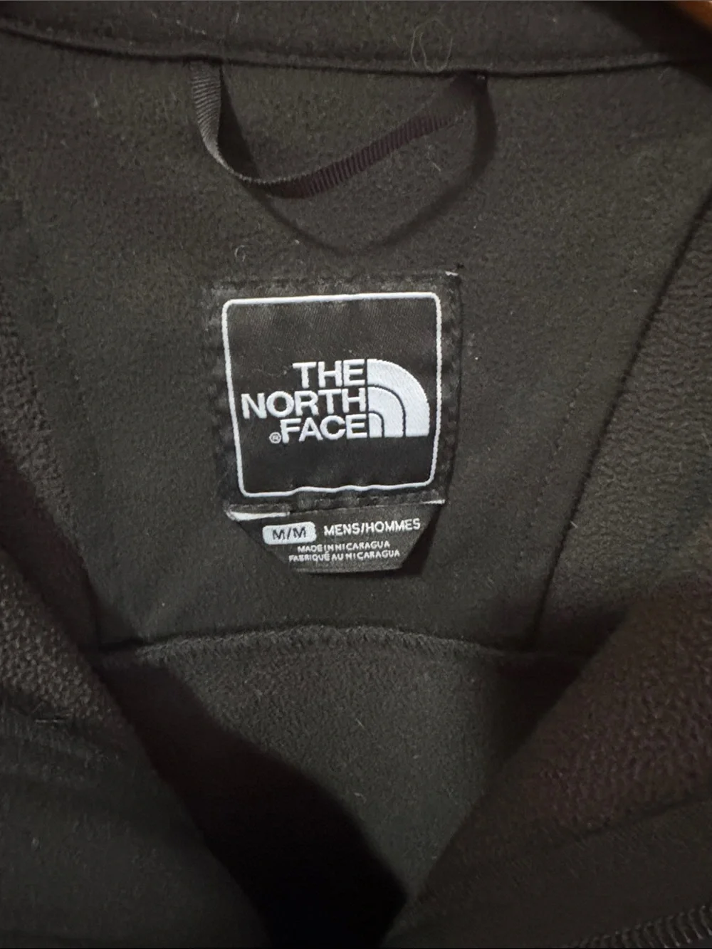 The North Face Black Men's Softshell Performance Jacket